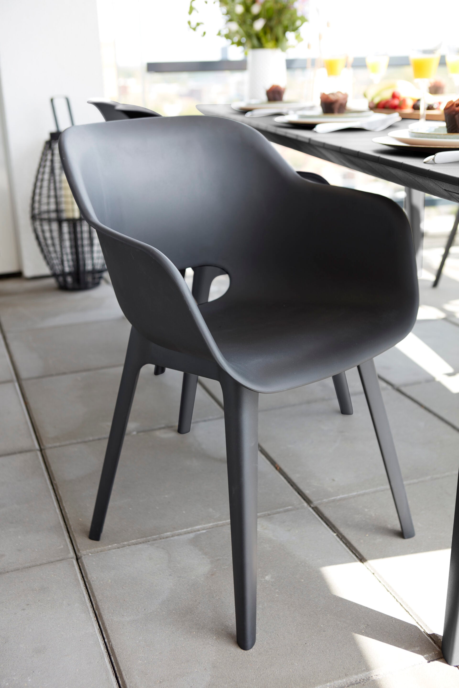 Norfolk Leisure Keter Lima Table with Akola Chairs - Image 5