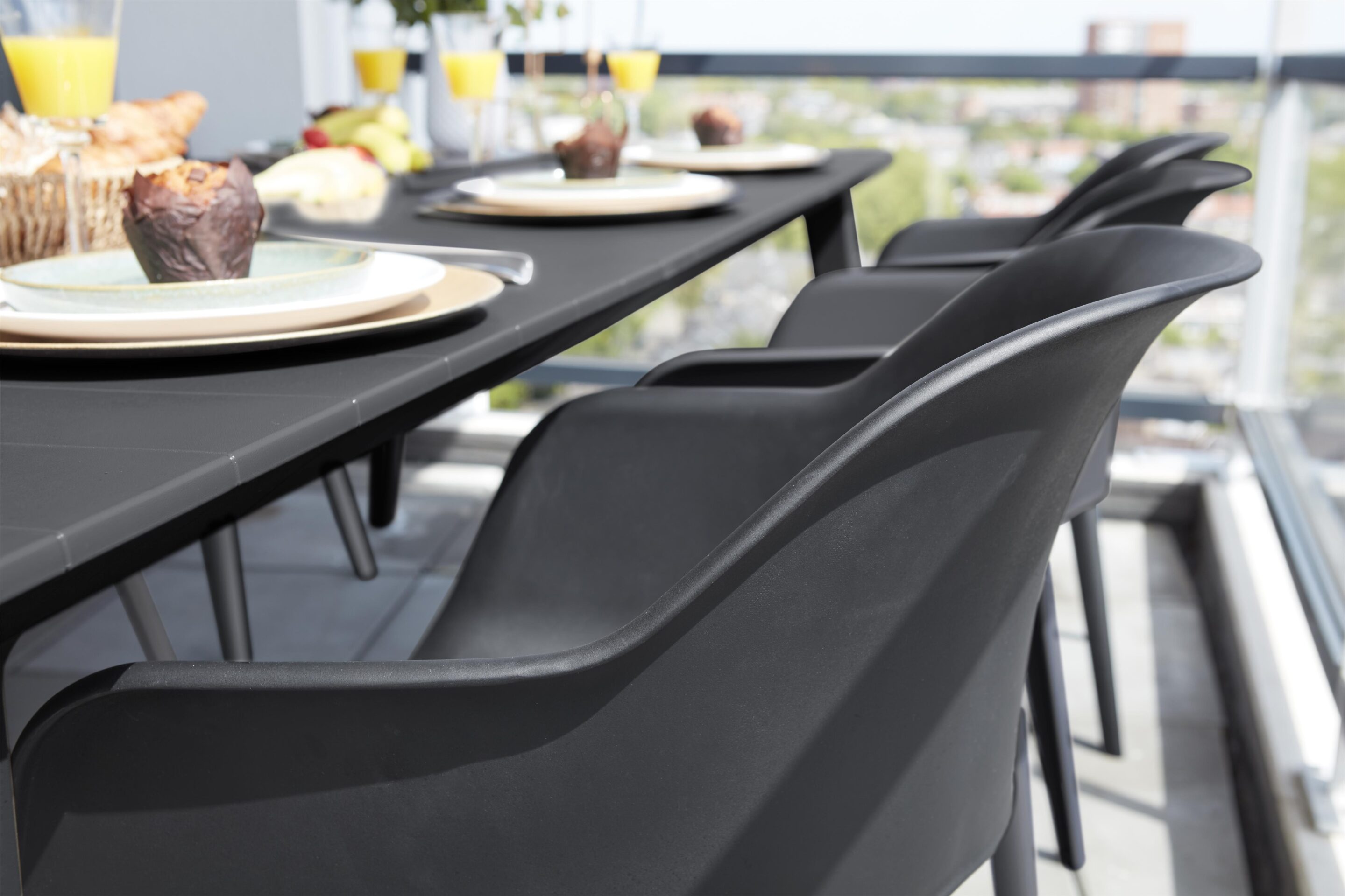 Norfolk Leisure Keter Lima Table with Akola Chairs - Image 4